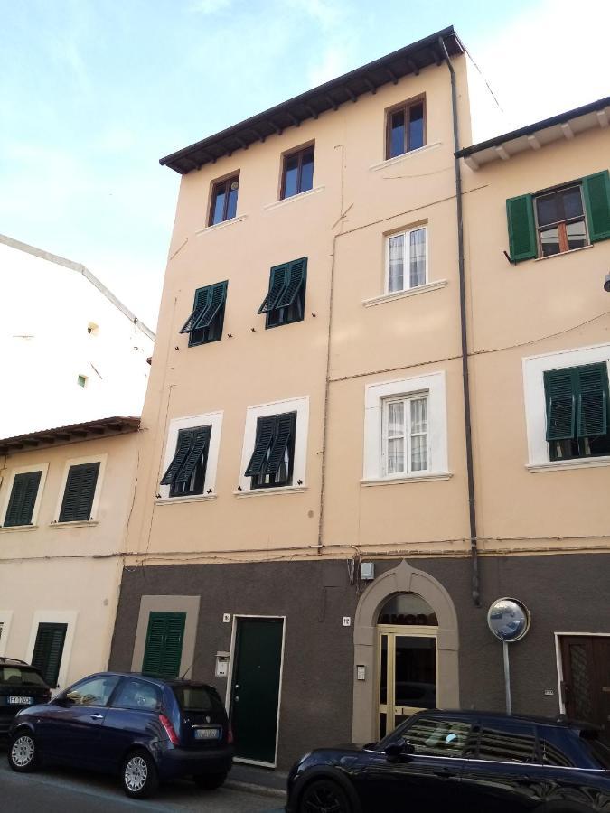 Piccione Marittimo Appartamento Vicinanze Mare Livorno Esterno foto